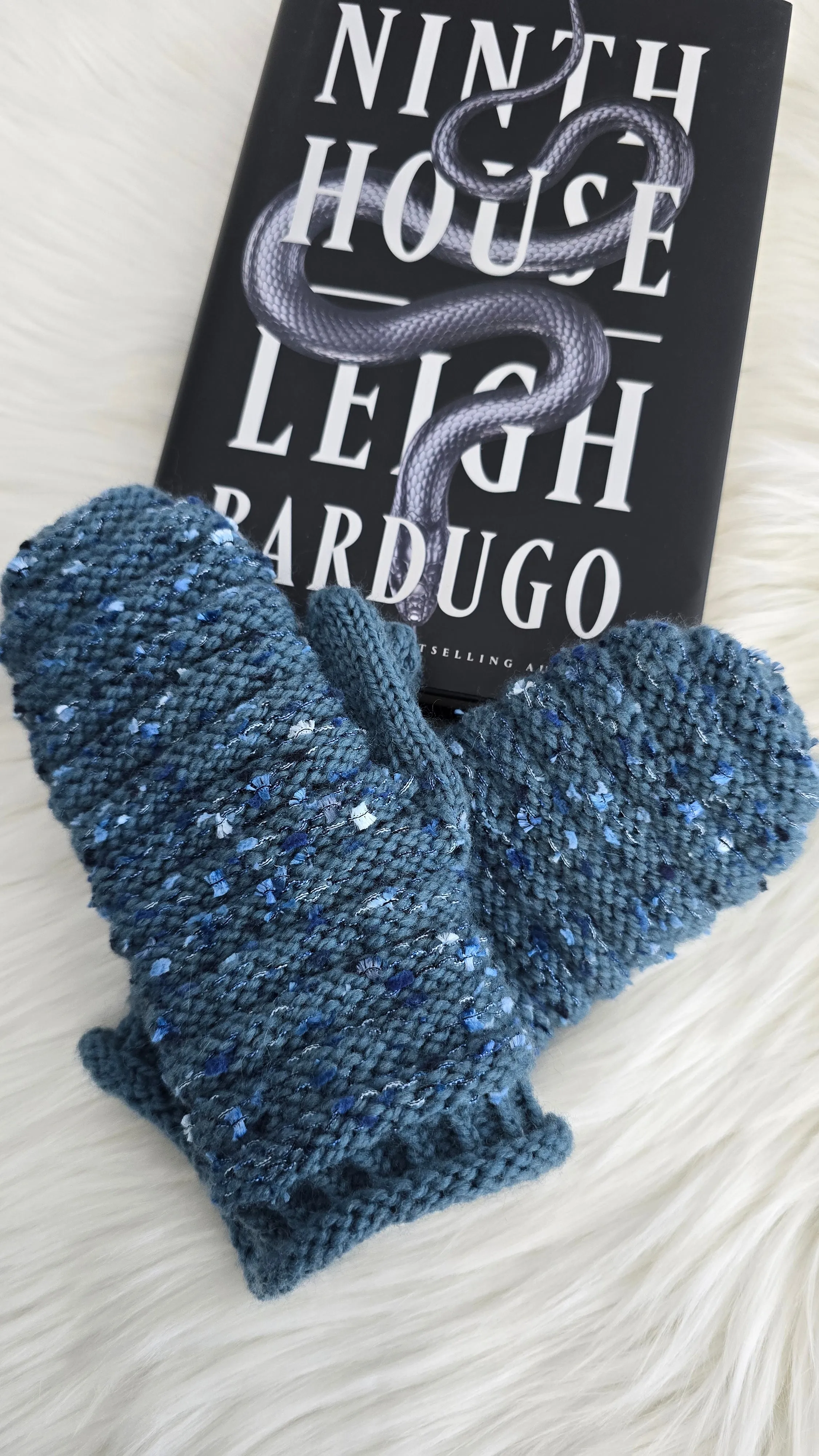 Darlington Mitts Knitting Pattern