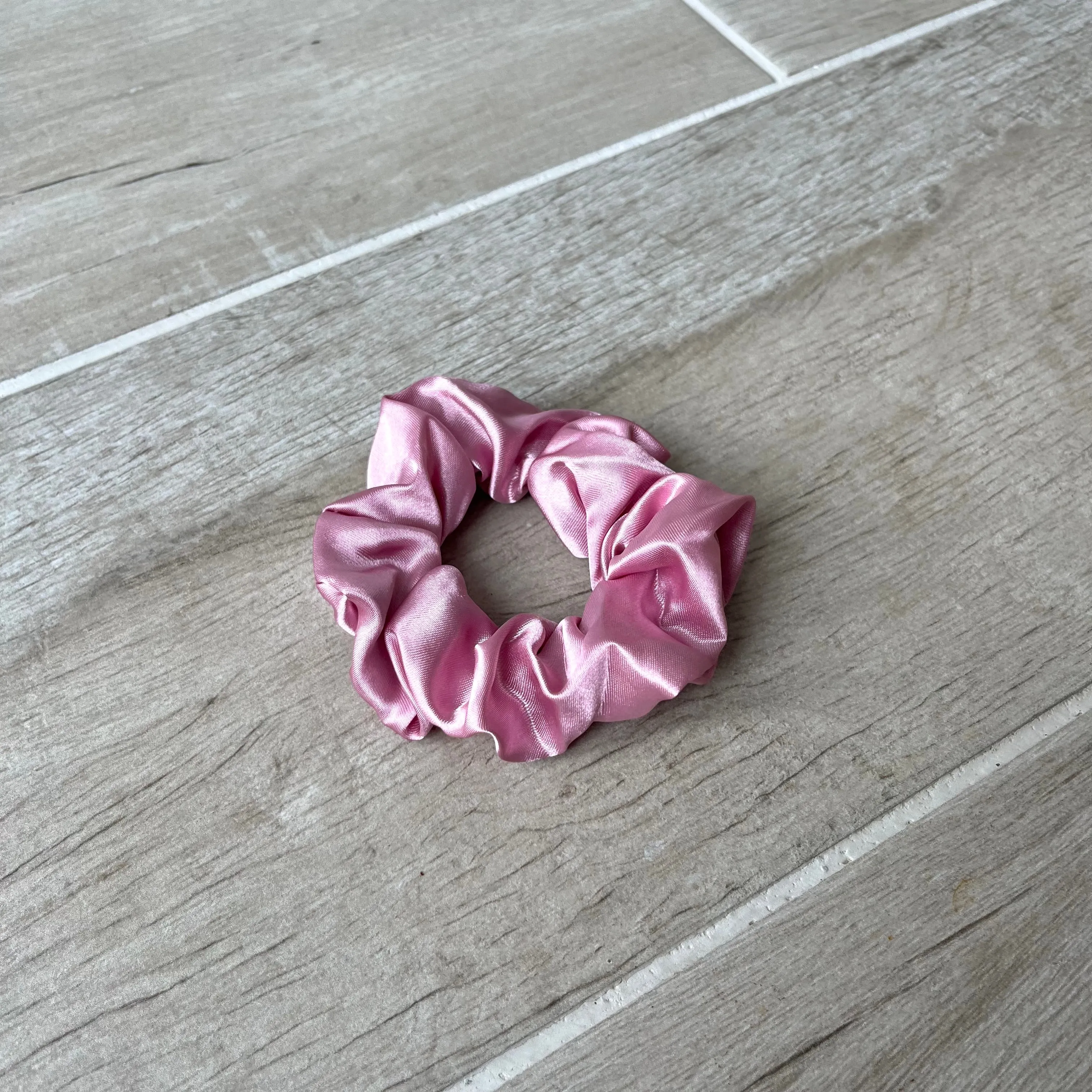 Mauve Scrunchie