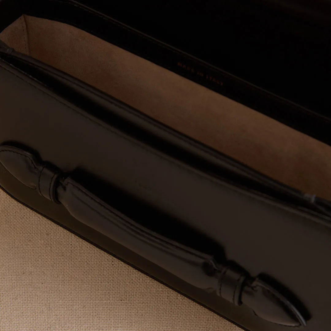 Romy Clutch in Black